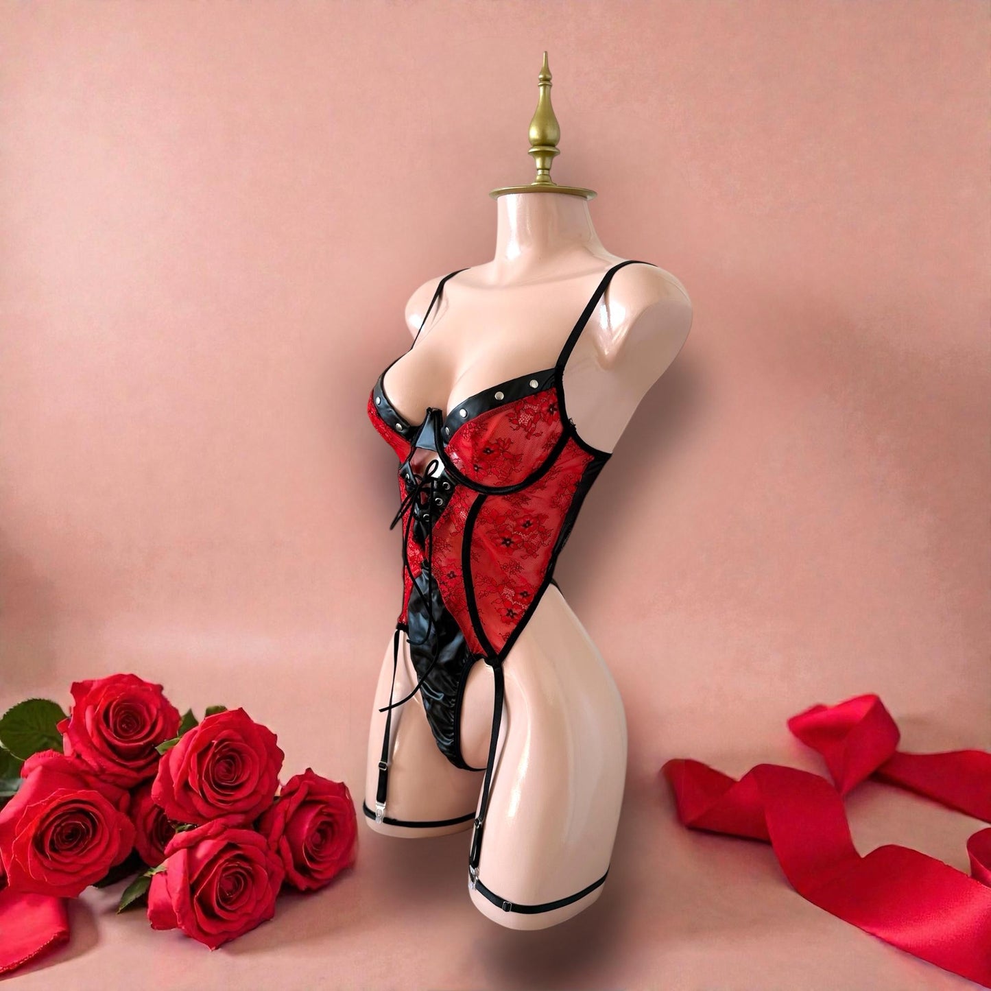 Body de Lencería Negro con Rojo y Ligueros - Talla M